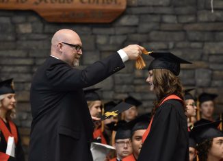 Cérémonie de remise de diplôme